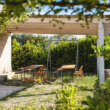 Ostello Dei Giardini Di Pomona Чистернино Экстерьер фото